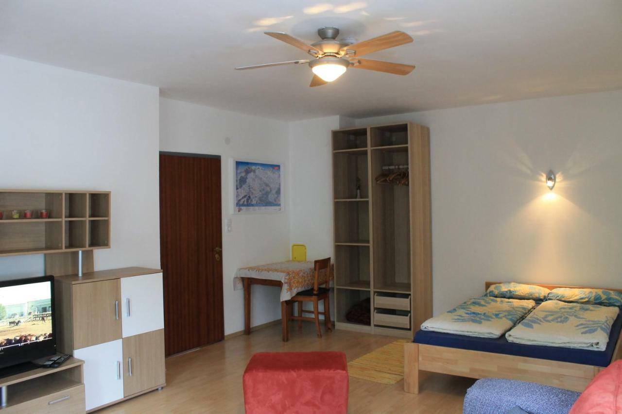 Mina - Rattendorf Apartment Jenig