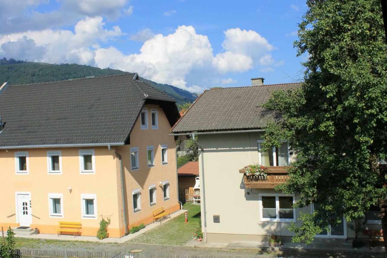 Mina - Rattendorf * Jenig